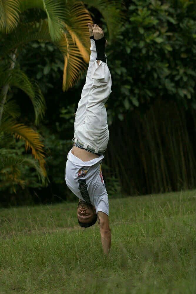 Parada de manos de capoeira